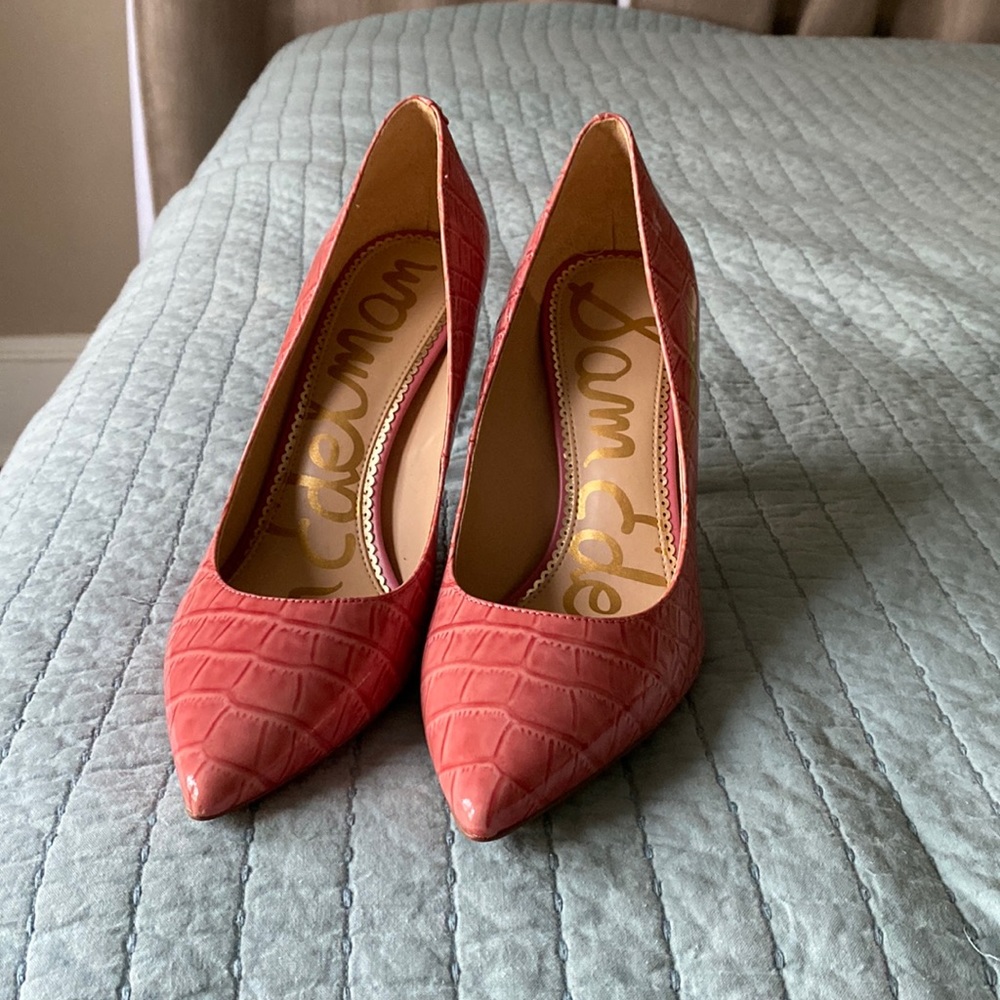 Sam Edelman Pink Croc heels